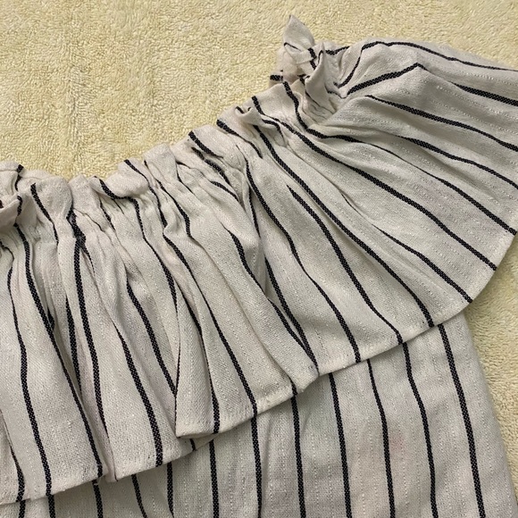 Billabong One Shoulder Ruffle Top - Picture 2 of 6